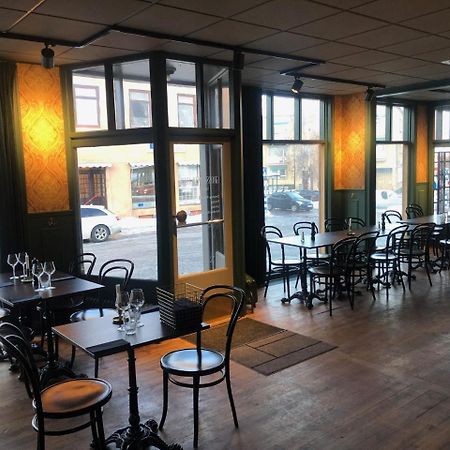 Grosshandlaren Hotell & Deli Söderhamn Dış mekan fotoğraf