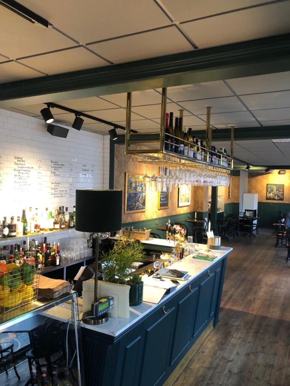Grosshandlaren Hotell & Deli Söderhamn Dış mekan fotoğraf