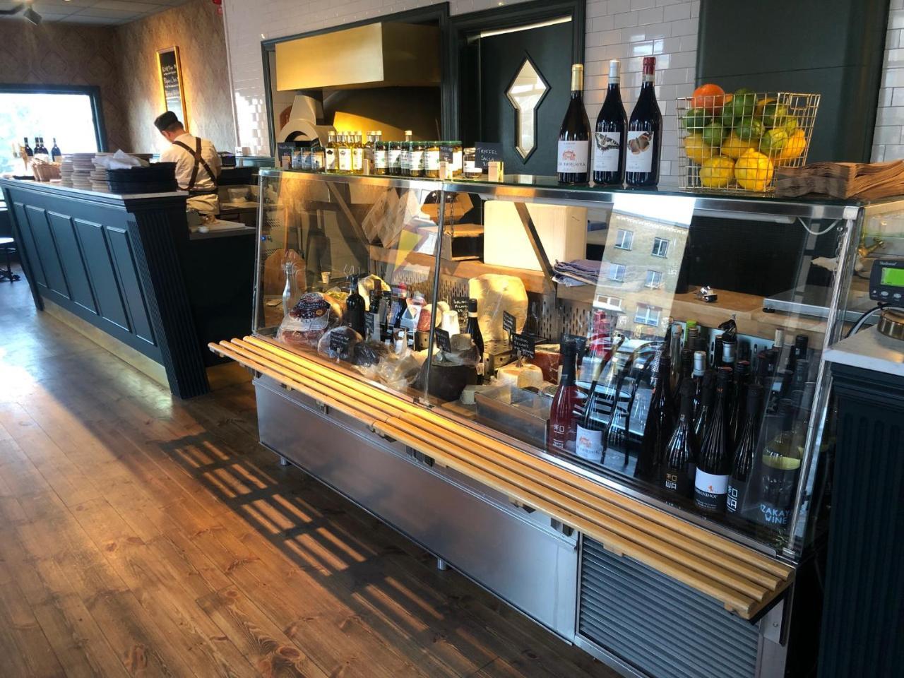 Grosshandlaren Hotell & Deli Söderhamn Dış mekan fotoğraf